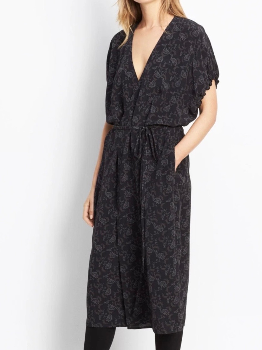 Vince 100% Silk Women's Wrap Dress Kimono Midi Small Floral V-Neck Luxury Gray